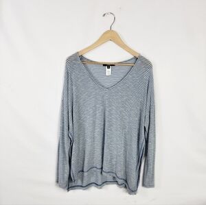 Women's Medium Lulus shirt
